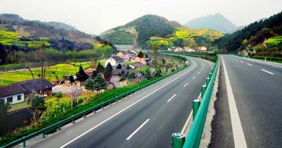 泰福特電子GPS北斗雙模NTP服務(wù)器在京昆高速投運(yùn)！